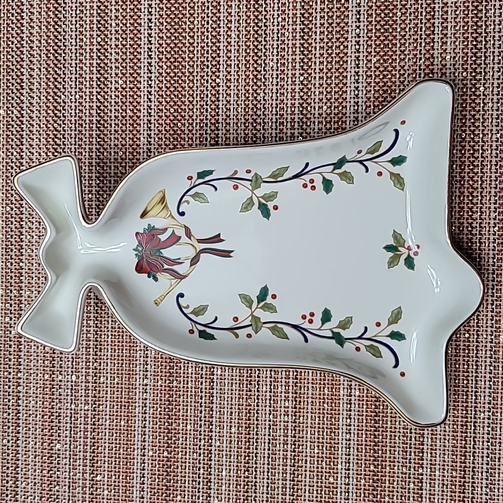 Mikasa Holiday Elegance Bell Dish Christmas Candy Dish, NWT